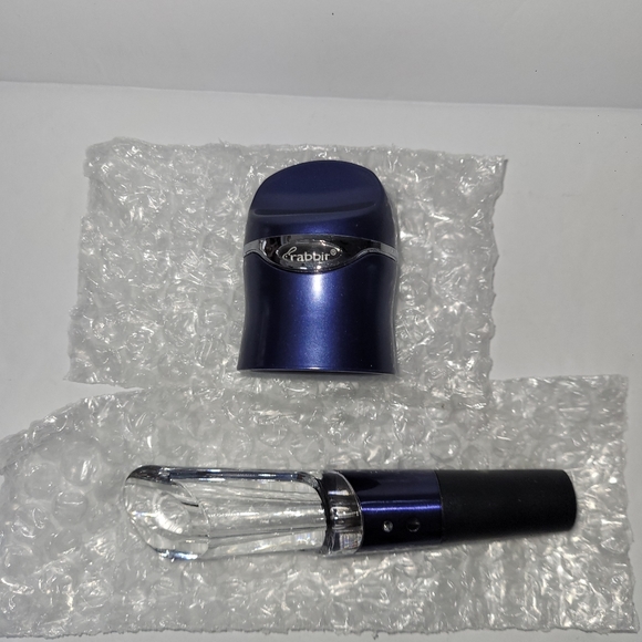 NIB Rabbit wine set - Picture 3 of 6